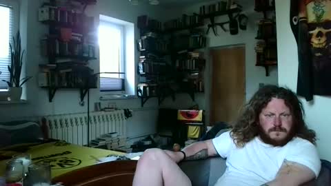 sunr1sa online show from April 2026 06:06:01 PM