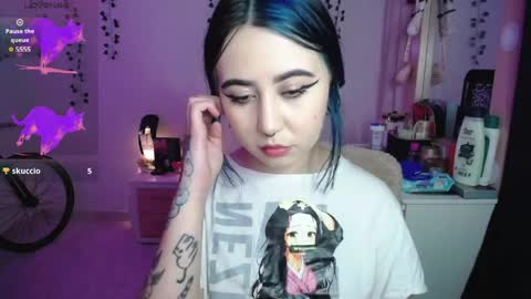 Snapshot of sunset_pienk chatting on April 2026 02:50:02 AM Sunset online show from April 2026 02:50:02 AM