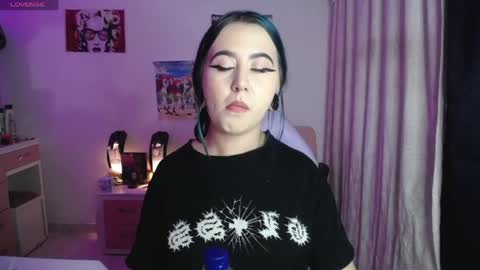 Snapshot of sunset_pienk chatting on May 2026 03:12:01 AM Sunset online show from May 2026 03:12:01 AM