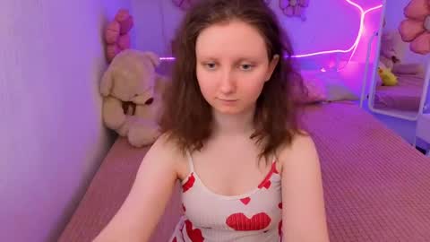 Snapshot of sunshine_blaze chatting on April 2026 01:39:02 PM Alice online show from April 2026 01:39:02 PM