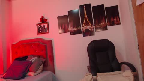 Snapshot of sunshine_gh1 chatting on February 2025 11:12:01 AM Sunshine online show from February 2025 11:12:01 AM