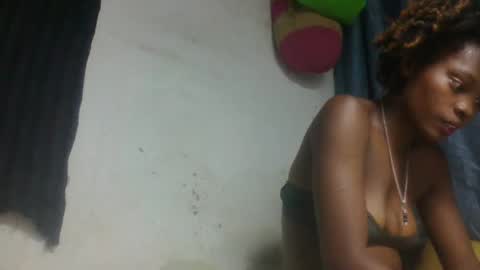 surbelle online show from April 2026 09:53:02 PM