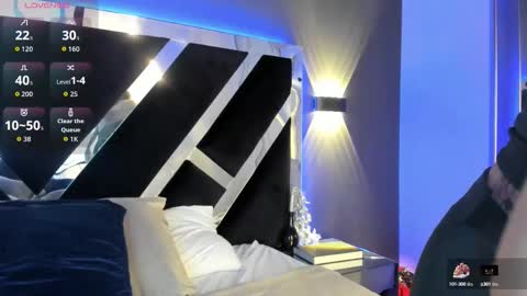 Susann online show from October 2025 07:48:02 PM