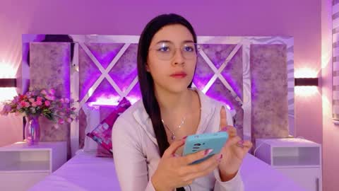 Susann online show from March 2026 11:32:02 AM