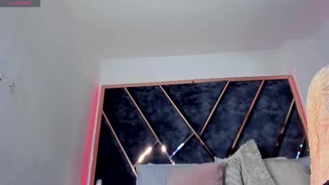 susanahenao online show from November 2025 04:06:02 PM