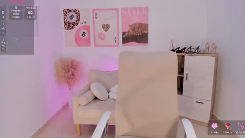 Sussan Monroe online show from June 2026 08:41:01 AM