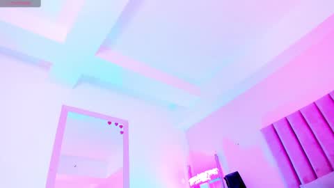 Snapshot of sussan_nicolle1 chatting on February 2025 03:40:01 PM Sussan Nicole online show from February 2025 03:40:01 PM