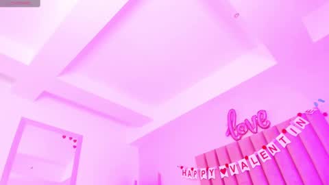 Snapshot of sussan_nicolle1 chatting on February 2025 03:20:01 PM Sussan Nicole online show from February 2025 03:20:01 PM