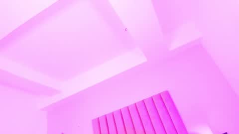 Snapshot of sussan_nicolle1 chatting on October 2025 12:14:02 PM Sussan Nicole online show from October 2025 12:14:02 PM