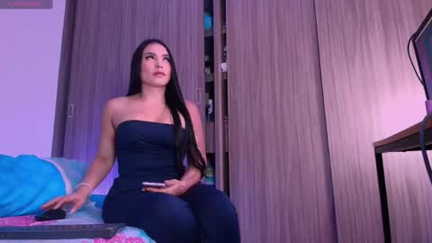 Andrea online show from April 2026 10:23:02 PM