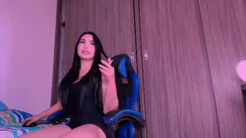 Andrea online show from July 2026 07:45:01 PM