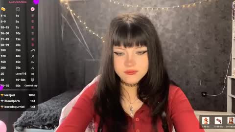 EmilySuonn online show from May 2026 06:41:02 AM
