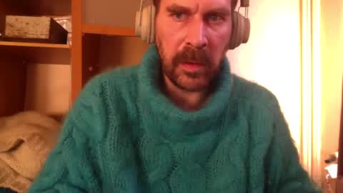 sweaterboy666 online show from January 2025 10:06:01 AM