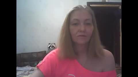 sweet4blonde67 online show from June 2026 07:31:01 AM