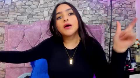 sweet__cherry1 online show from April 2026 07:01:01 PM