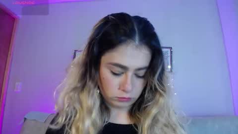 Bella Valery online show from March 2026 12:44:01 PM