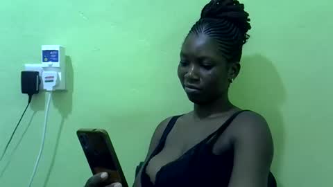 Snapshot of sweet_cherie1 chatting on June 2026 06:52:02 AM sweet_cherie1 online show from June 2026 06:52:02 AM