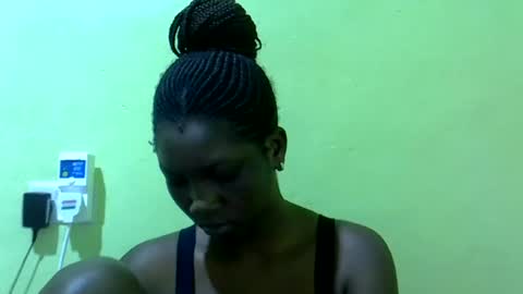 Snapshot of sweet_cherie1 chatting on June 2026 07:02:01 AM sweet_cherie1 online show from June 2026 07:02:01 AM