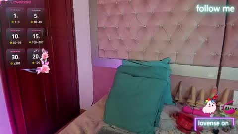  emmili  online show from April 2026 12:25:02 PM