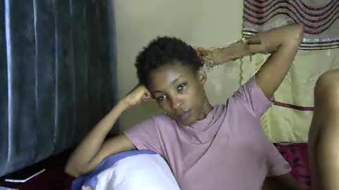 sweet_freaky online show from April 2026 07:07:02 PM