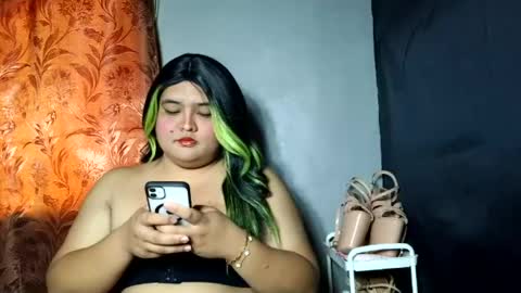 Snapshot of sweet_frex123 chatting on July 2026 04:26:01 AM sweet_frex123 online show from July 2026 04:26:01 AM