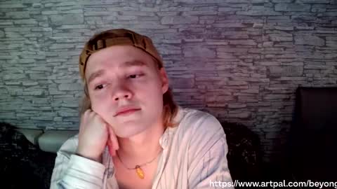 Snapshot of sweet_guys_ chatting on November 2025 09:35:01 AM Jack online show from November 2025 09:35:01 AM