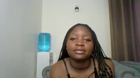 Snapshot of sweet_jenica chatting on May 2026 04:52:01 AM ESTHER NEEMA online show from May 2026 04:52:01 AM