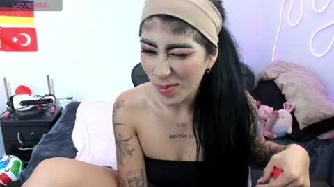 Dahnna online show from July 2026 03:12:02 PM