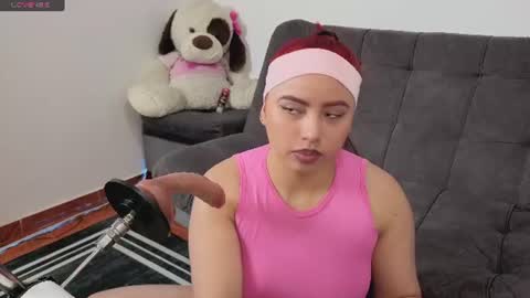 Snapshot of sweet_khristie chatting on June 2026 11:33:02 PM KhristieJoin The Fan Club online show from June 2026 11:33:02 PM