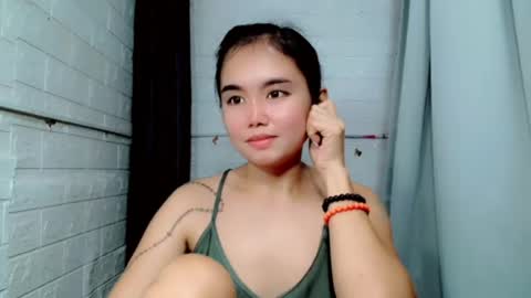 Snapshot of sweet_laika chatting on July 2026 01:43:01 AM LAIKA online show from July 2026 01:43:01 AM