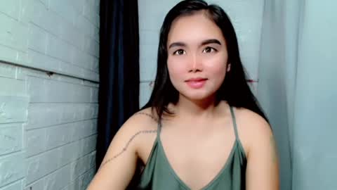 Snapshot of sweet_laika chatting on July 2026 02:04:01 AM LAIKA online show from July 2026 02:04:01 AM