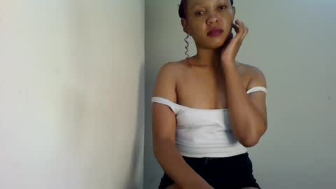 Snapshot of sweet_likey chatting on June 2026 05:17:02 PM sweet likey online show from June 2026 05:17:02 PM