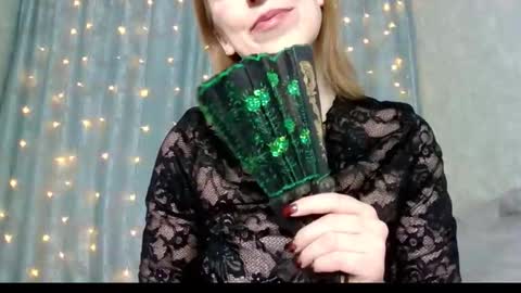 sweet_lilbunny online show from January 2026 04:31:01 PM