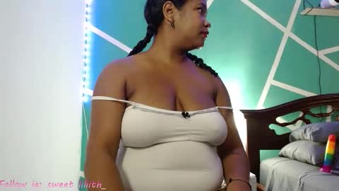 Snapshot of sweet_lilth chatting on February 2026 02:35:01 PM sweet-lilith online show from February 2026 02:35:01 PM