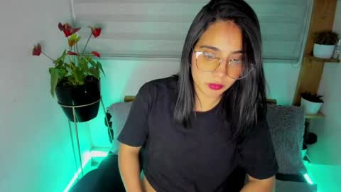 Lina online show from May 2026 01:24:02 AM