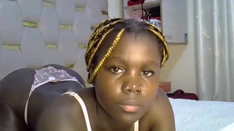 Snapshot of sweet_melodiyy chatting on April 2026 06:13:02 PM sweet_melodiyy online show from April 2026 06:13:02 PM