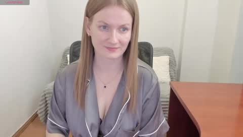 Mila online show from April 2026 04:10:02 PM