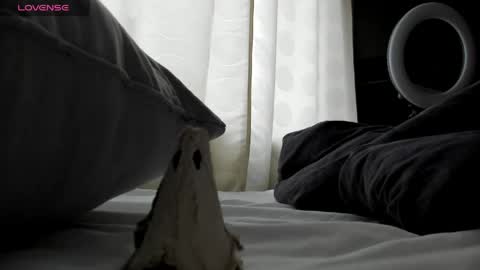 kira online show from April 2026 02:26:01 PM