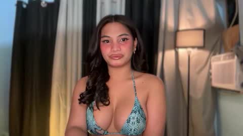 SCARLLET online show from April 2026 04:15:01 PM