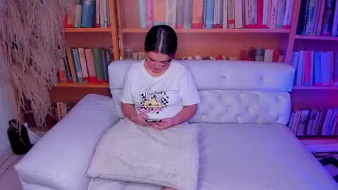 Snapshot of sweet_sin21 chatting on July 2026 01:56:01 AM Start 18 year Noa 19 year online show from July 2026 01:56:01 AM