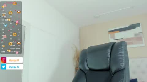 Snapshot of sweet_starxx chatting on July 2026 08:08:01 PM Yeileen online show from July 2026 08:08:01 PM