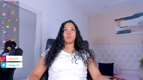 Snapshot of sweet_starxx chatting on July 2026 10:09:02 PM Yeileen online show from July 2026 10:09:02 PM
