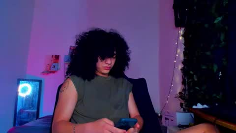 Steven independent model online show from February 2026 01:23:02 PM