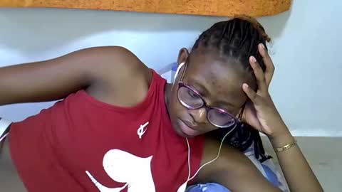 sweet_zarah online show from March 2026 04:48:01 AM