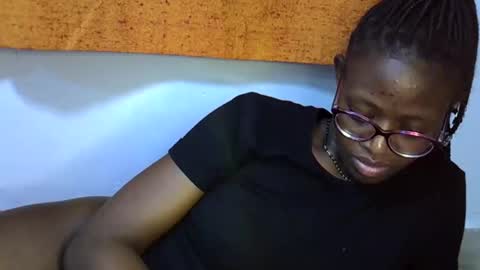 sweet_zarah online show from March 2026 05:07:01 PM