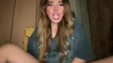 Snapshot of sweetalexa19 chatting on June 2026 10:36:01 AM alexa your one and only queen online show from June 2026 10:36:01 AM