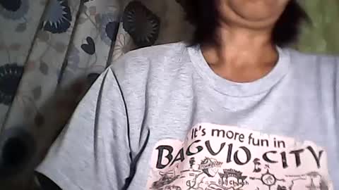 Snapshot of sweetbella24 chatting on June 2026 11:52:02 AM im anne online show from June 2026 11:52:02 AM