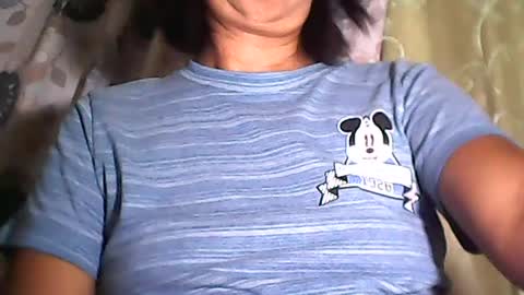 Snapshot of sweetbella24 chatting on June 2026 12:26:02 PM im anne online show from June 2026 12:26:02 PM