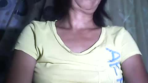 Snapshot of sweetbella24 chatting on July 2026 12:21:02 PM im anne online show from July 2026 12:21:02 PM