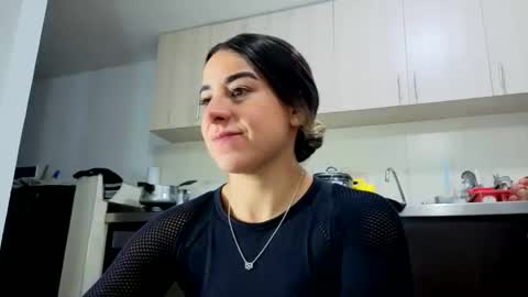 Snapshot of sweetblonde111 chatting on June 2026 02:53:01 AM sweetblonde111 online show from June 2026 02:53:01 AM